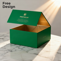 Boîte cadeau rigide magnétique sur mesure en gros avec gaufrage et doublure en mousse pour l'emballage de vêtements