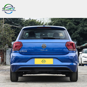 Volkswagen <span class=keywords><strong>Polo</strong></span> Plus 2023 - Hatchback Multifunzione con Sedili in Pelle-Tessuto e Finiture Piano Black - Auto Usata per Pendolarismo Quotidiano - Product Image 6