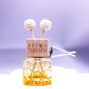 Bouteille en verre d'aromathérapie pour voiture rechargeable de 8 ml, cube d'eau, sortie d'air avec clip de ventilation en bois pour parfum - Product Image 2