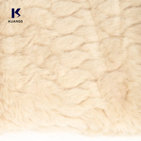 Vente en gros de nouveaux tapis pour animaux de compagnie en fausse fourrure de lapin, doux, minimalistes, lavables en machine, pour un confort optimal pour les chiens