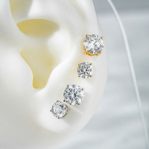 ラウンドダイヤモンド 14金無垢スタッドピアス 1カラット 1.5カラット ラボグロウンダイヤモンド ピアス ジュエリー 即日発送 - Product Image 1