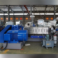 Machine d'extrusion à vis simple à deux étages pour la fabrication de granulés de plastique, matière première pour l'extrusion de PVC, granulateur