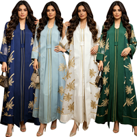 Schwerer Goldener Blumen-Bestickter Offener Umhang mit Innenvest und Gürtel Dubai Kaftan Muslimisches Kleid