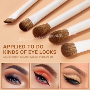 DailyQueen Morph 14 Pcs Nano Hair White Matte Handle Highlighter  Make up Brush Smoooth Application  Opulent Feel Custom logo - Product Image 4