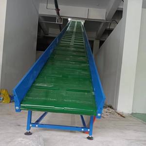 Büyük eğim hareketli konveyör bant ekipmanları kaymaz montaj hattı endüstriyel depolama için lojistik merdiven tırmanma - Product Image 2