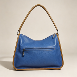 Bolso de hombro de cuero granulado azul, con asa superior de contraste color canela y correa cruzada desmontable - Product Image 3