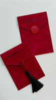 Enveloppe personnalisée en velours pour certificat cadeau avec pompon, logo doré, sceau de cire, pochette pour carte d'invitation en vélin, bon cadeau pour salon