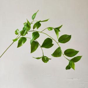 Décorations de mariage en silicone, verdure artificielle d'eucalyptus vert clair et vert foncé - Product Image 2