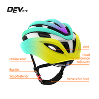 Casque de vélo de route urbain léger de haute qualité nouveau Design pour l'équitation pour moto Cycle VTT disponible Multiple