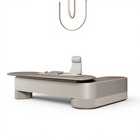 Ensemble de chaises de bureau de direction élégantes haut de gamme bureau de patron moderne panneau en acier inoxydable de luxe pour le bureau du directeur général