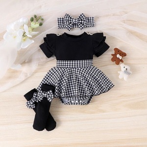 <span class=keywords><strong>Ensemble</strong></span> robe et barboteuse en coton côtelé de <span class=keywords><strong>luxe</strong></span> Guai pour bébé fille avec bandeau à nœud pied-de-poule pour tous les jours - Product Image 4