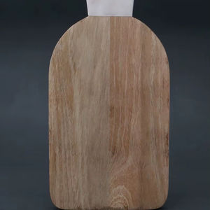 Planche à découper élégante en bois et résine pour le service et la présentation Planche à découper en résine époxy et bois massif à bas prix - Product Image 1