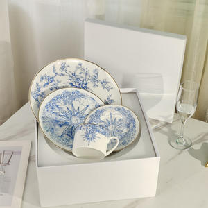 Meilleures ventes Ensemble de 4 assiettes en porcelaine osseuse Lucky Star européenne - Product Image 1
