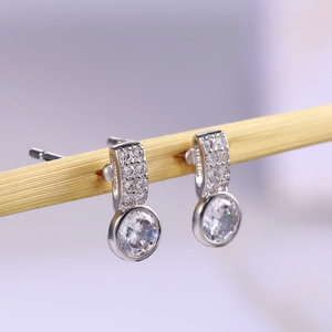 Orecchini Scintillanti a Doppia Fila per Donne, Gioielli Eleganti e alla Moda - Product Image 1