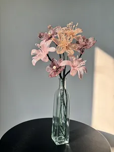 Set de Regalo Corporativo para el Día de la Madre, Ramo de Orquídeas, Lotos, Tulipanes y Lirios Hecho a Mano con Cuentas Francesas, Diseño Único y Estético, Flores Artificiales para Graduación, Halloween - Product Image 6