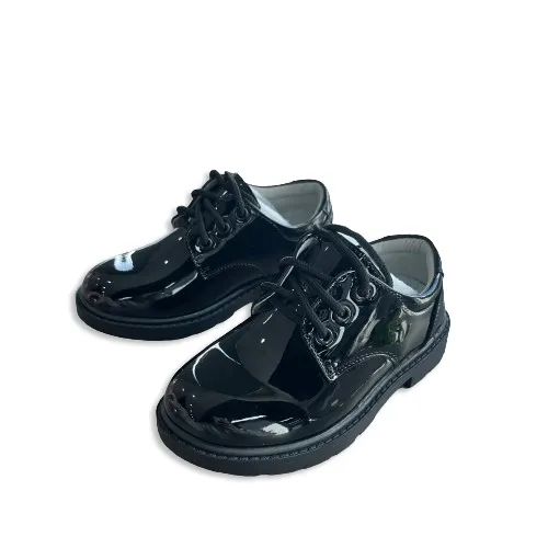 Vente en gros Chaussures habillées pour enfants pas cher en cuir verni Chaussures d'école noires pour enfants et garçons