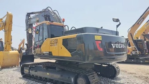 Excavadora usada VOLVO EC300 usada de alta calidad equipada con componentes de núcleo originales Buen rendimiento Shanghai - Product Image 3