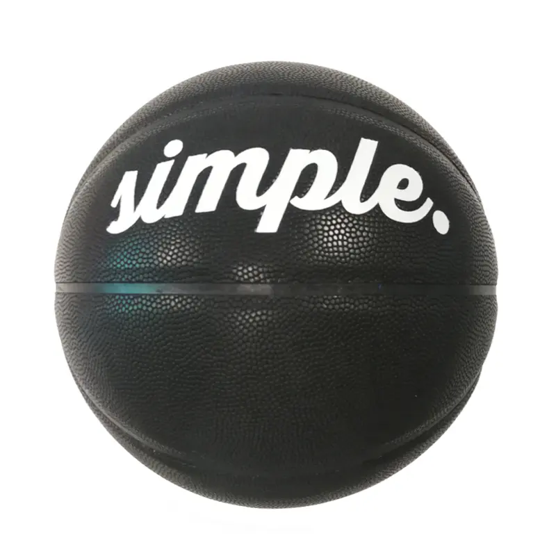 Pelota deportiva de baloncesto interior o exterior de cuero negro con logotipo blanco personalizado impreso de buena calidad