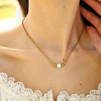 Collier tendance pour femme avec pendentif géométrique imitation perle et perles rondes, en acier inoxydable plaqué or, pour le quotidien