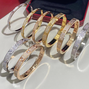 Bijoux <span class=keywords><strong>de</strong></span> mode, <span class=keywords><strong>bracelet</strong></span> <span class=keywords><strong>de</strong></span> <span class=keywords><strong>luxe</strong></span> <span class=keywords><strong>de</strong></span> <span class=keywords><strong>marque</strong></span> en acier inoxydable plaqué or 18 carats, <span class=keywords><strong>bracelet</strong></span> à visser entièrement serti <span class=keywords><strong>de</strong></span> diamants en zircon pour femmes et hommes - Product Image 1