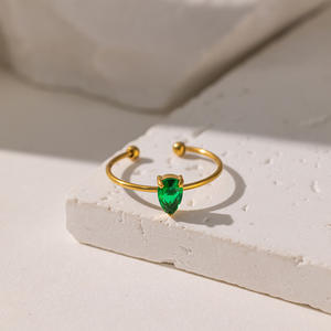 Venta al por mayor de <span class=keywords><strong>acero</strong></span> inoxidable 18K hoja de oro corazón estrella Luna anillo en capas cadena exagerada serpiente anillo abierto para mujer regalo - Product Image 6