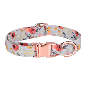 Logotipo de grabado láser <span class=keywords><strong>Collar</strong></span> de perro de lujo Hebilla de oro rosa Collares para mascotas <span class=keywords><strong>Collar</strong></span> de perro con estampado floral - Product Image 4