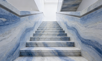 Carrelage de sol en marbre bleu moderne, ciel bleu, nuage blanc, carrelage en cristal bleu, calci poli, grande dalle pour projets hôteliers