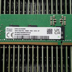 Nouveau et Original SK hynix serveur RAM HMCG78MEBRA DDR5 4800 RDIMM 16G HMCG78MEBRA107N EC8 RDIMM 1Rx8 1.1V ECC 288 broches - Product Image 1