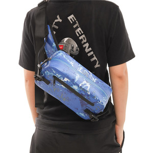 Riñonera Impermeable Starry Sky Azul de TPU para Deportes al Aire Libre, Ciclismo, Montañismo y Pesca - Product Image 1