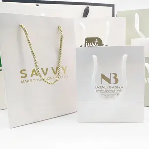 Saco de papel personalizado luxuoso de papelão branco personalizado, saco de embalagem de logotipo personalizado