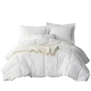 Edredón acolchado de lujo para hotel personalizado de fabricante, edredón antialérgico blanco sólido, edredones de cama acolchados - Product Image 1