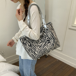 Bolso de Mano de Alta Gama para Mujer, de Gran Capacidad, de Doble Cara, de PU, para Viajes Diarios, Nueva Moda 2026 - Product Image 1