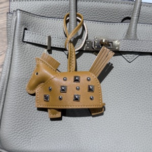 Nouveau porte-clés en cuir en forme de poney, cheval de guerre créatif, porte-clés de voiture DIY, porte-clés en cuir fait main, accessoires - Product Image 6