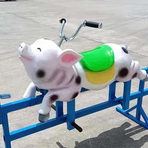야외 놀이 공원 농장 동물 돼지 경주 기계 돼지 타고 기계