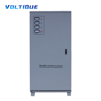 Régulateur de tension automatique triphasé (AVR) de haute qualité 100KVA SVC AC 380V Stabilisateur de tension haute précision