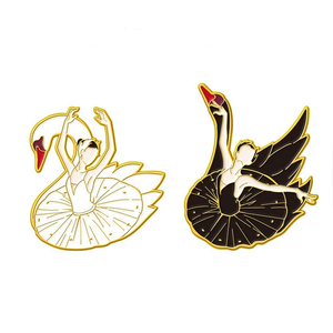 Una ragazza che balla il balletto cigno bianco e cigno nero Set personalizzato spilla da bavero studenti di danza di laurea regali commemorativi in metallo - Product Image 3