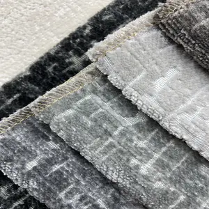 2023 New Woven Curtain Fabric Printed Chenille Classic Living Room Sofa Fabric.