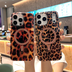 เคสโทรศัพท์แม่เหล็กแบบมีกลิตเตอร์ลายกราฟฟิตี IMD สองชั้น สำหรับ iPhone 17 ลายเสือดาว - Product Image 1