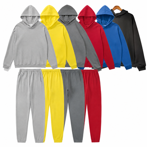 Ensemble deux pièces tendance pour homme : sweat à capuche oversize en coton épais avec impression en relief et pantalon de survêtement en molleton - Product Image 5