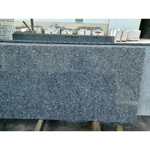 Barato blanco gris 600*300mm edad losas de piedra comprar azulejo de granito de piedra Flexible para pavimentadora