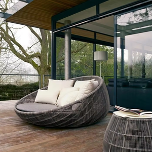 <span class=keywords><strong>Conjunto</strong></span> de Muebles de Jardín Estilo Rústico, <span class=keywords><strong>Mesa</strong></span> <span class=keywords><strong>y</strong></span> <span class=keywords><strong>Sillas</strong></span> de Ratán Resistente a los Rayos UV, Impermeable <span class=keywords><strong>y</strong></span> Duradero para Uso en Parques - Product Image 1