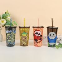 Prix de gros Cartoon Design lumière LED 600ml tasse en plastique avec paille et couvercle boisson gobelet en plastique avec couvercle et paille tasse froide