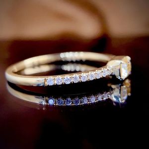 Bague de fiançailles Xinfly en or massif 18 carats avec diamant jaune naturel, sertie de griffes, bijou de luxe gageable pour femme - Product Image 4