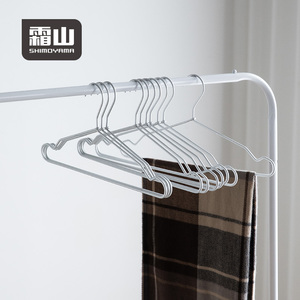 SHIMOYAMA Confezione da 5 Grucce Antiscivolo per Vestiti, Supporto per Abiti che Non Lascia Segni sulle Spalle, con Rivestimento in PVC - Product Image 3