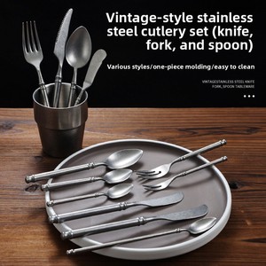 Set di posate vintage in acciaio inossidabile 304 (cucchiaio, coltello e forchette) per casa e ristorante - Product Image 4