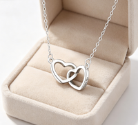 Collier personnalisé avec gravure de double cœur pour femmes, en acier inoxydable plaqué or, bijoux de mode, colliers avec gravure de cœur