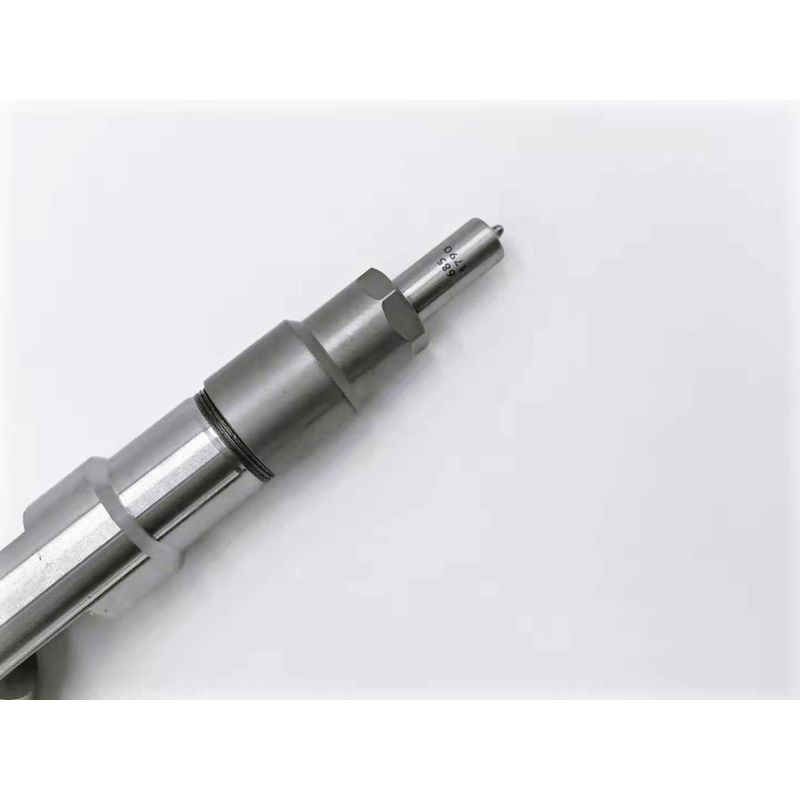 diesel fuel injector nozzle 0445120245 factory supply common rail injector 0445120245 for GAZ SADKO diesel engine assemblies