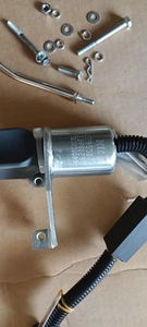 Pièces compatibles LGMC pour machines industrielles, électrovanne de pompe à carburant 5301701, pièces de machines de construction directement de l'usine - Product Image 2