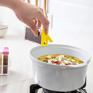 QY Kitchen bottiglie e barattoli di condimento in plastica <span class=keywords><strong>set</strong></span> di barattoli di condimento trasparente colorato creativo per la casa - Product Image 2