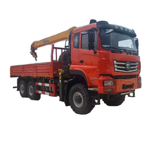 Camión de Carga CLW 6x6 con Grúa para Terrenos Difíciles de Montaña y Desierto, Grupo Camionagon para Caja de Cambios/Motor/Rodamientos de Alto Rendimiento - Product Image 1